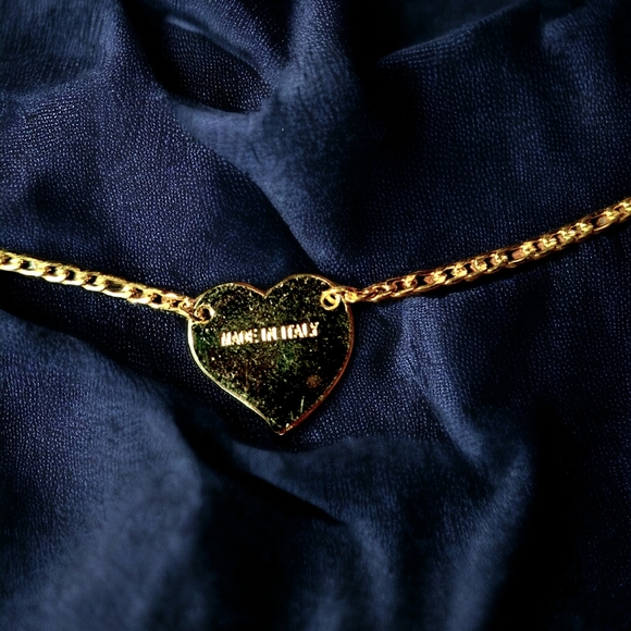 Red & gold heart on a gold plated steel necklace - Picture 4 of 4